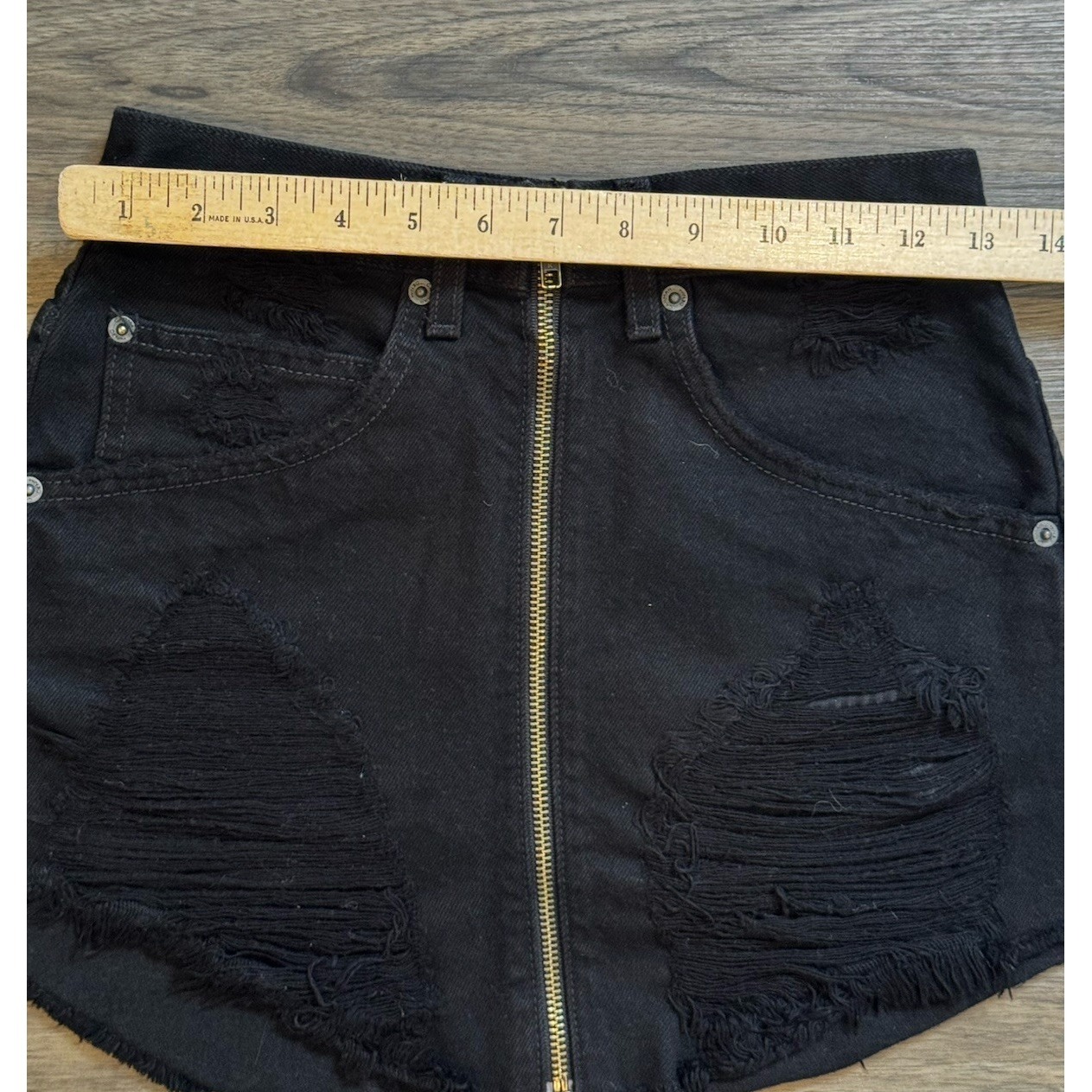 Nwt Carmar Womens Beatrice Beach Denim Skirt 25 Raw Hem Grunge Goth Mink — image 6 of 8
